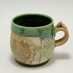green mug